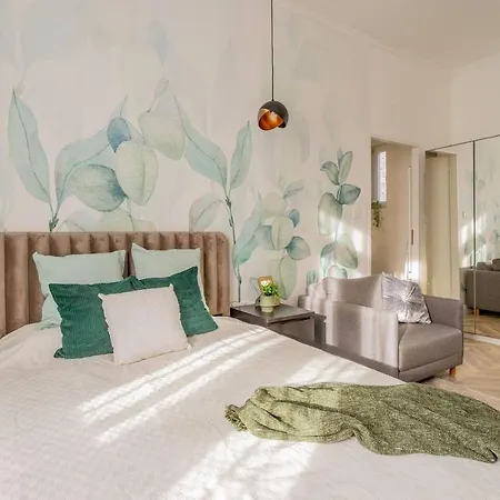 Апартаменты Azure Green Heaven
