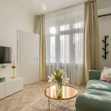 Lägenhet Azure Green Heaven Budapest