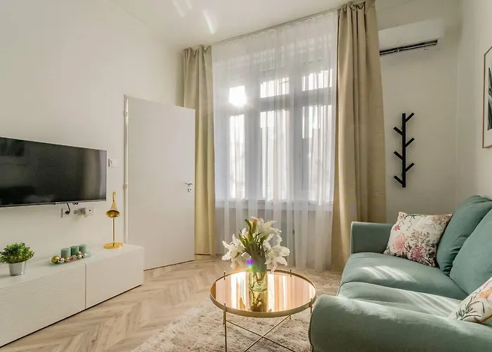 Lägenhet Azure Green Heaven Budapest